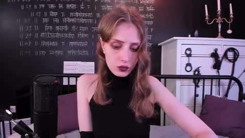 Snapshot of mistress_marlene chatting on 02.16.25 Mistress Marlene online show from 02.16.25