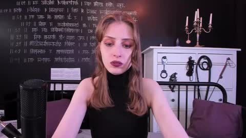 Snapshot of mistress_marlene chatting on 03.09.25 Mistress Marlene online show from 03.09.25