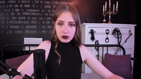 Snapshot of mistress_marlene chatting on 09.13.25 Mistress Marlene online show from 09.13.25