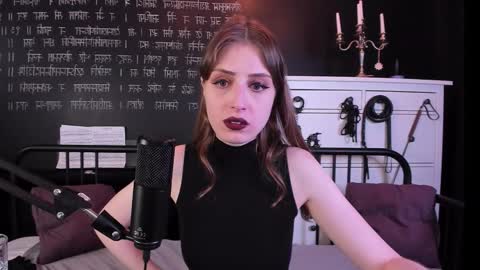 Snapshot of mistress_marlene chatting on 11.14.25 Mistress Marlene online show from 11.14.25