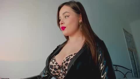 Snapshot of mistress_milana_ chatting on 05.11.26 mistress_milana_ online show from 05.11.26