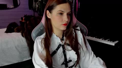 Dirty Priest and Ivi online show from 12.21.25