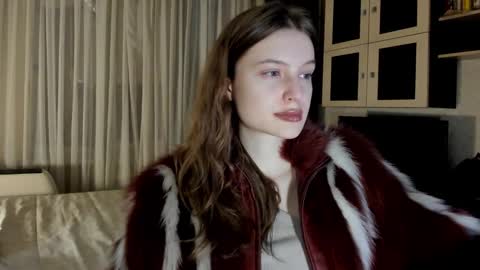 Snapshot of mistresselizy chatting on 01.06.25 mistresselizy online show from 01.06.25