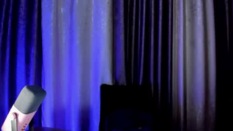 Snapshot of mistresselizy chatting on 10.06.25 mistresselizy online show from 10.06.25