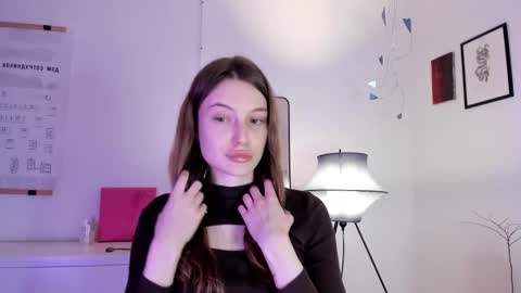 Snapshot of mistresselizy chatting on 11.20.25 mistresselizy online show from 11.20.25