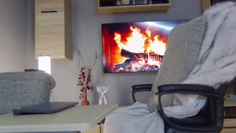 MitressEllie--Your Bratty Miss online show from 12.09.24