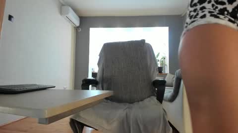 MitressEllie--Your Bratty Miss online show from 09.18.25