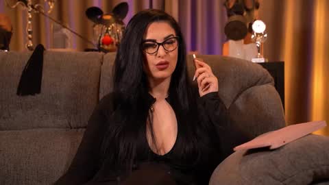 Mistress Kelly online show from 01.05.26