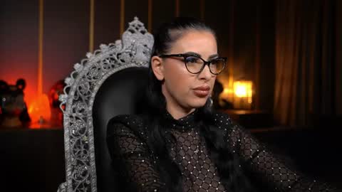 Snapshot of mistresskellykent chatting on 06.09.26 Mistress Kelly online show from 06.09.26