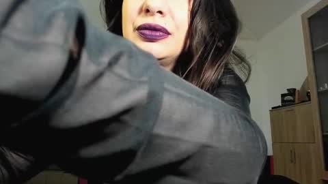 YourGoddessM online show from 03.04.26