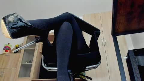 YourGoddessM online show from 05.05.26