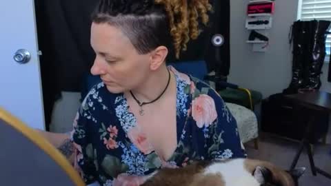 Mistress Quynn online show from 06.11.26