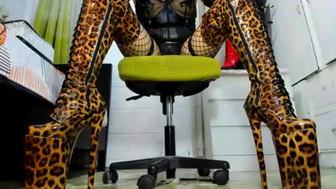 Tiffany online show from 08.07.26