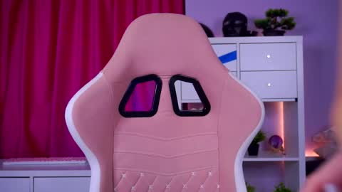 Snapshot of mistyreeds chatting on 02.26.26 Misty online show from 02.26.26