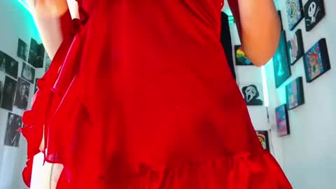 GERALDINE online show from 03.07.25