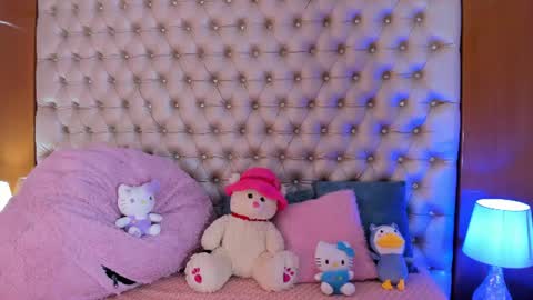 Snapshot of mitsuritempt chatting on 07.19.26 Mitsuri Tempt online show from 07.19.26