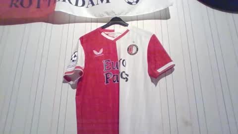 Snapshot of mitta93 chatting on 09.09.25 mitta93 online show from 09.09.25