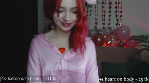 Snapshot of miuri_miy chatting on 02.14.25 Yuka online show from 02.14.25