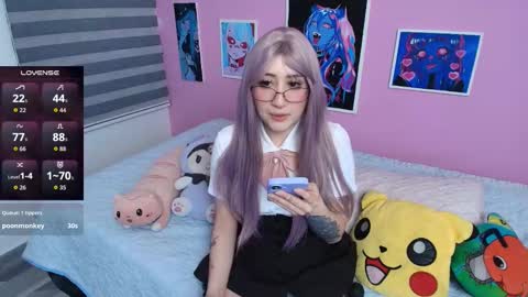 Snapshot of miwaviolet chatting on 11.07.25 Miwa Violet online show from 11.07.25