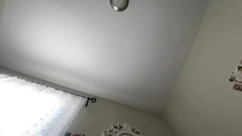 Snapshot of mixedbaby98 chatting on 01.12.26 mixedbaby98 online show from 01.12.26