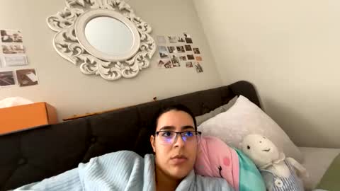 Snapshot of mixedbaby98 chatting on 01.14.26 mixedbaby98 online show from 01.14.26