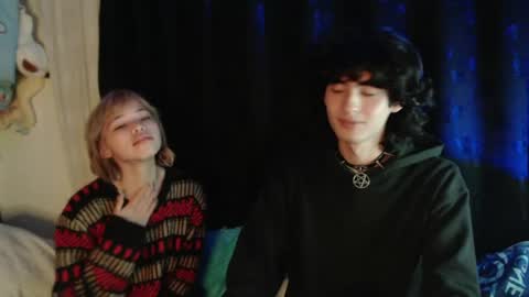 Snapshot of mixipeach chatting on 05.16.26 Naomi and Nekorii online show from 05.16.26
