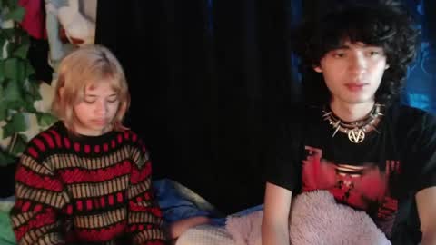 Snapshot of mixipeach chatting on 05.23.26 Naomi and Nekorii online show from 05.23.26