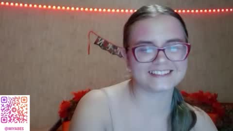 Milana online show from 11.28.25