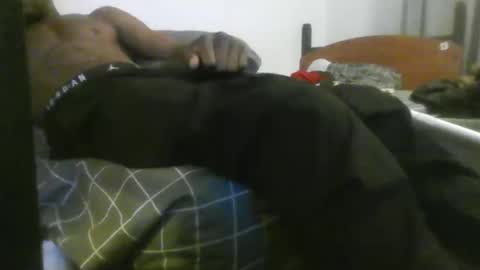 Snapshot of mizerze chatting on 10.19.25 mizerze online show from 10.19.25