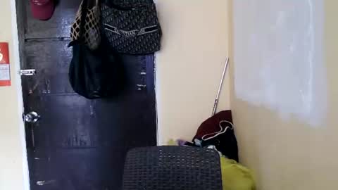 Snapshot of mizindependent chatting on 04.17.26 Cutiepie online show from 04.17.26
