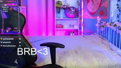 Snapshot of mizukinoyoru chatting on 03.01.25 Mizuki online show from 03.01.25