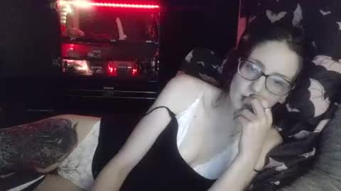 Mizz Bonez online show from 04.10.26