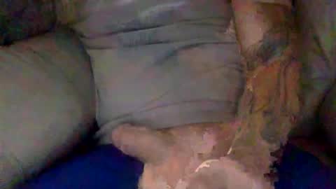 Snapshot of mjg175 chatting on 02.10.26 SexyRed online show from 02.10.26
