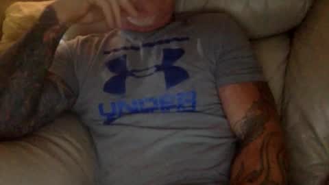 Snapshot of mjg175 chatting on 05.15.26 SexyRed online show from 05.15.26