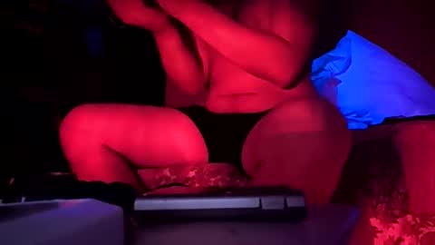 Snapshot of mjmckenz55 chatting on 04.28.26 Daddy720 online show from 04.28.26