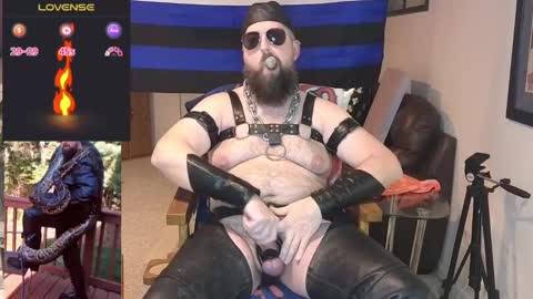 Snapshot of mmazsnake chatting on 12.07.24 SMOKINsnakeEYEZ online show from 12.07.24