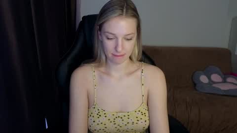 Lili online show from 12.09.24