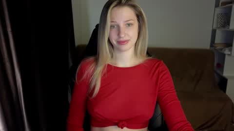 Lili online show from 12.25.24