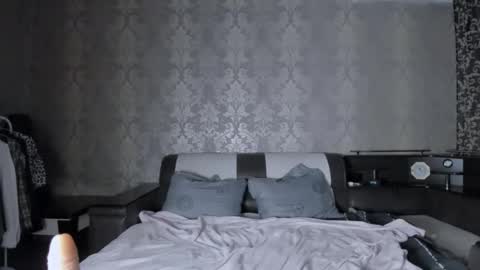 Lili online show from 11.26.25