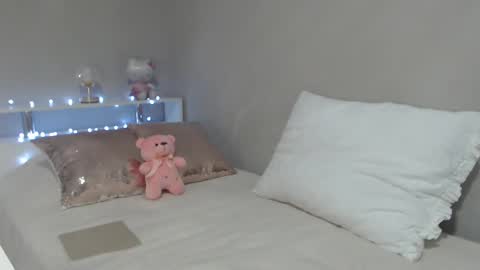 Ariela online show from 12.10.24