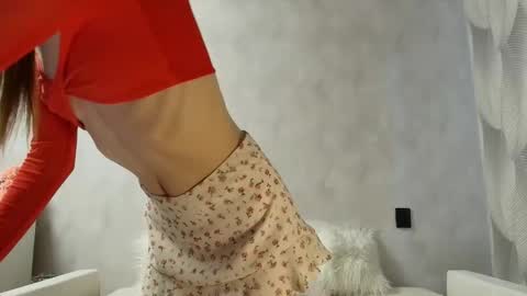 Snapshot of mmmeoww chatting on 02.25.26 Ariela online show from 02.25.26