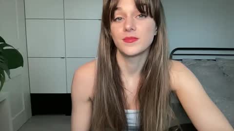 mmminnie online show from 03.05.25