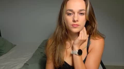 mmminnie online show from 11.03.25