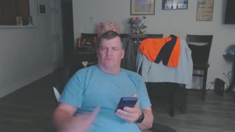 Snapshot of mmmthatsfunnn chatting on 12.29.24 mmmthatsfunnn online show from 12.29.24