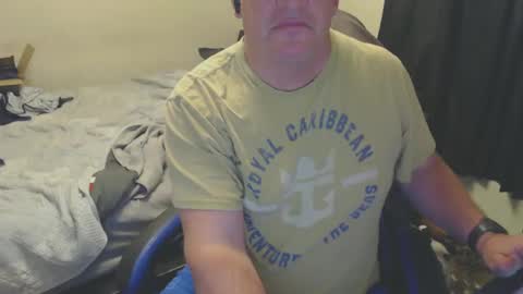 Snapshot of mmmthatsfunnn chatting on 01.06.25 mmmthatsfunnn online show from 01.06.25