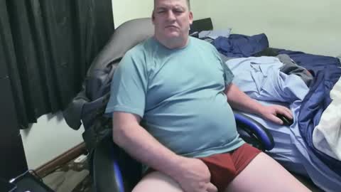 Snapshot of mmmthatsfunnn chatting on 02.19.25 mmmthatsfunnn online show from 02.19.25