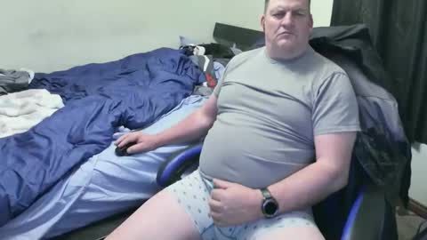 Snapshot of mmmthatsfunnn chatting on 02.26.25 mmmthatsfunnn online show from 02.26.25