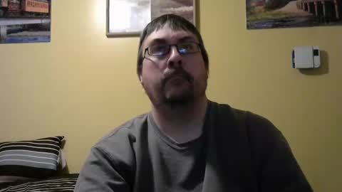 Snapshot of mmr45 chatting on 12.31.24 mmr45 online show from 12.31.24