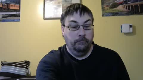 Snapshot of mmr45 chatting on 01.04.25 mmr45 online show from 01.04.25