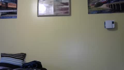 Snapshot of mmr45 chatting on 01.04.25 mmr45 online show from 01.04.25